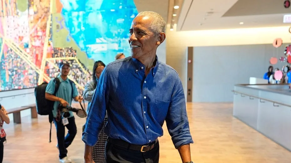 Barack Obama Links Fragmented Media Landscape to Absence of New Political Superstars