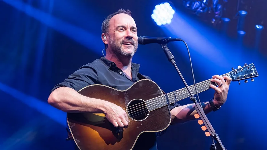 Dave Matthews Criticizes Immigration Enforcement After Houston Incident, Calls Agents "A--holes"