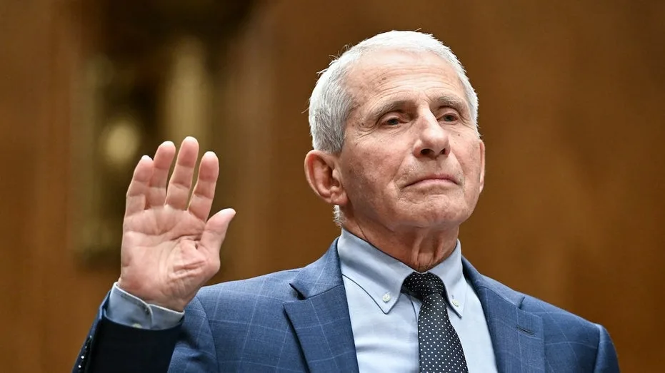 Fauci's Private Communications Suggest Officials Were "Too Slow to Pivot" Amid Pandemic, Physician States