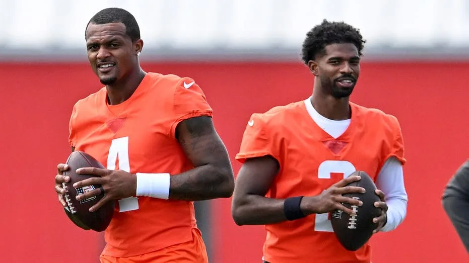 Cleveland Browns Set for Intriguing Preseason Quarterback Showdown