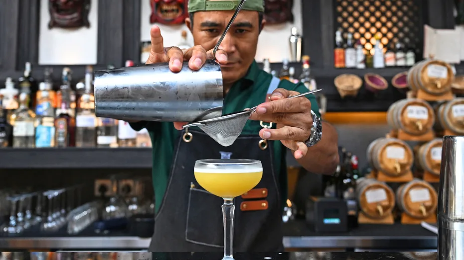 Looming 50% Tariffs on Canadian Spirits Threaten US Hospitality and Intensify Trade Dispute