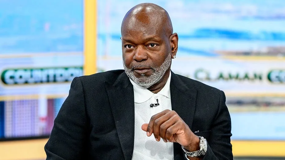 Pro Football Hall of Famer Emmitt Smith Accused in $2.5 Million Solar Farm Investment Lawsuit
