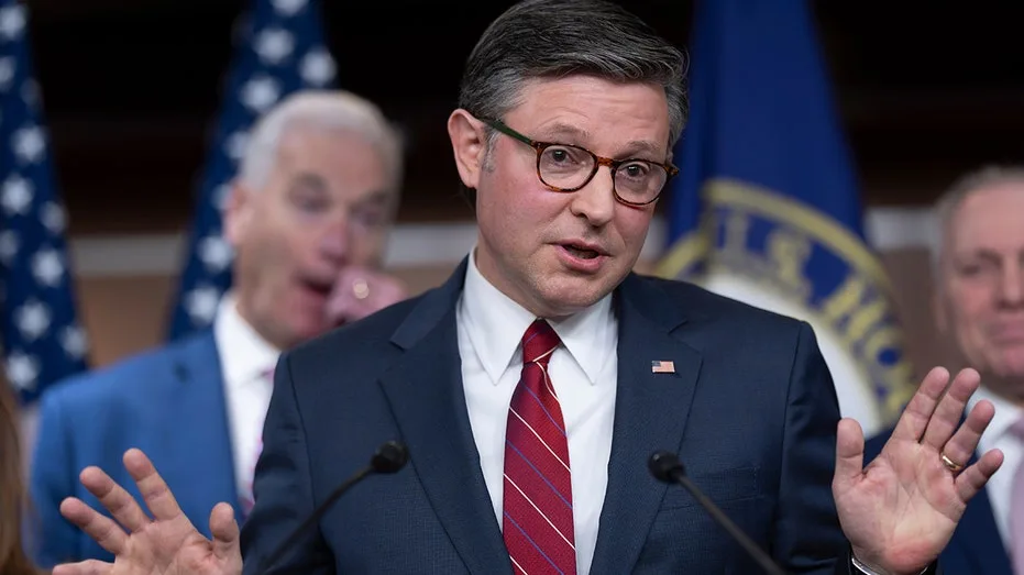 GOP Leaders Downplay Midterm Concerns as Democrats Project Congressional Takeover
